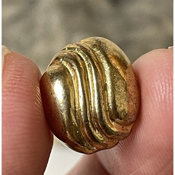 Vtg Cloisonné  Enamel Landscape Earrings 5/8" Round Gold Blue Brown FREE Pair - Picture 7 of 9